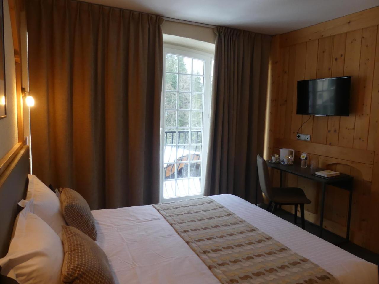 Aux Truites Bleues Hotel Fort-du-Plasne Eksteriør billede